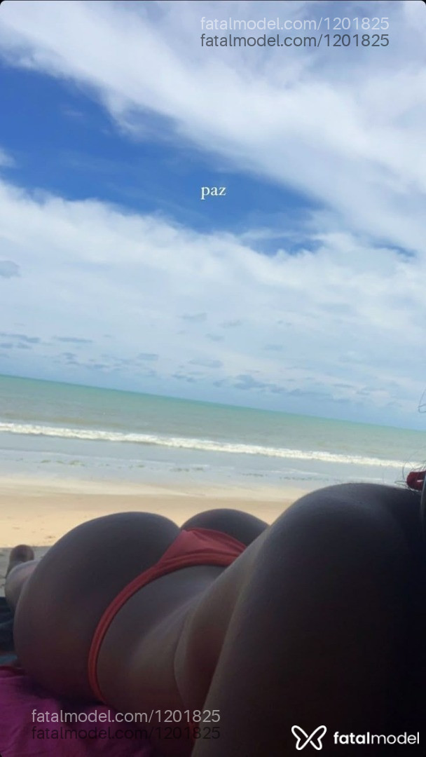 Acompanhante mulher morena (o) de olhos castanhos - Paula Acompanhante mulher morena (o) de olhos castanhos - Paula