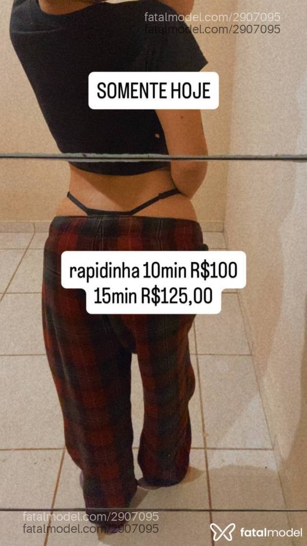 Acompanhante mulher morena (o) de olhos castanhos - Pamella Oliveira