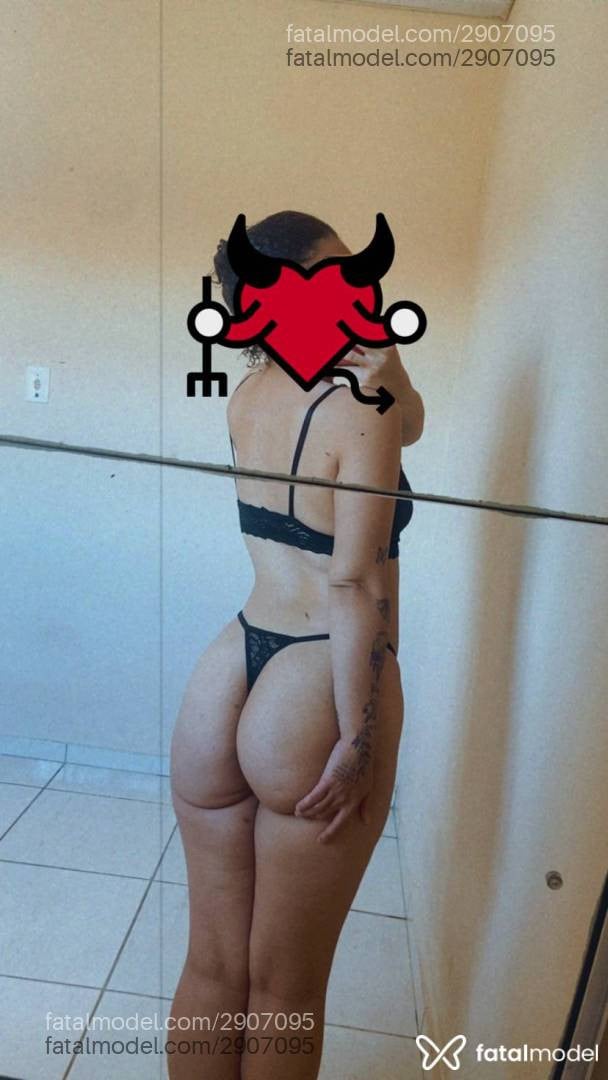 Acompanhante mulher morena (o) de olhos castanhos - Pamella Oliveira