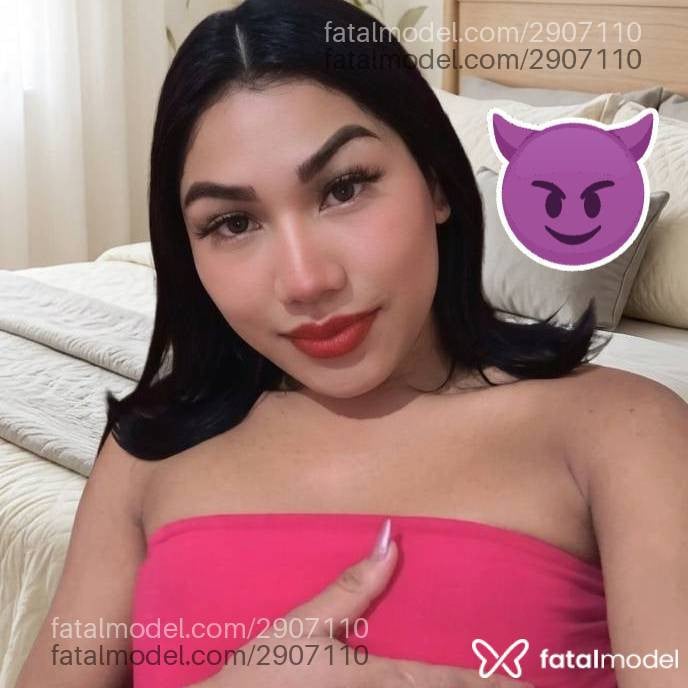 Acompanhante não-binário com cabelo castanho de olhos castanhos em São Paulo - Sthefany Catrine