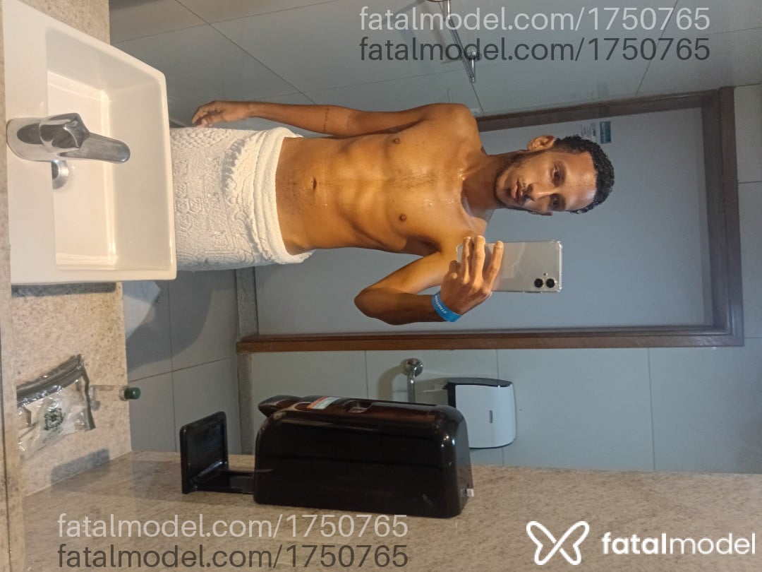 Acompanhante homem morena (o) de olhos pretos em Virtual - Novinhocm