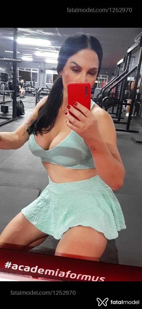 Acompanhante mulher trans morena (o) de olhos castanhos em São José - Márcia Medeiros