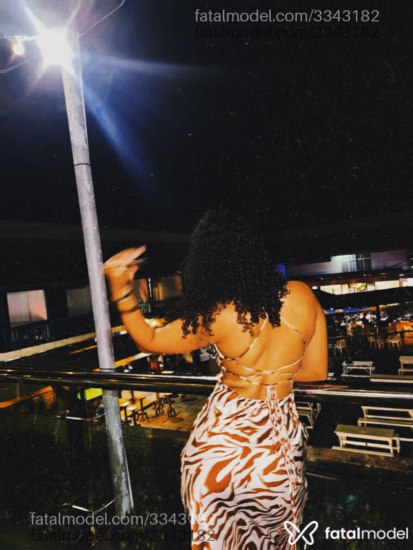 Acompanhante mulher morena (o) de olhos castanhos em Barra do Garças - Eduarda Pavarele