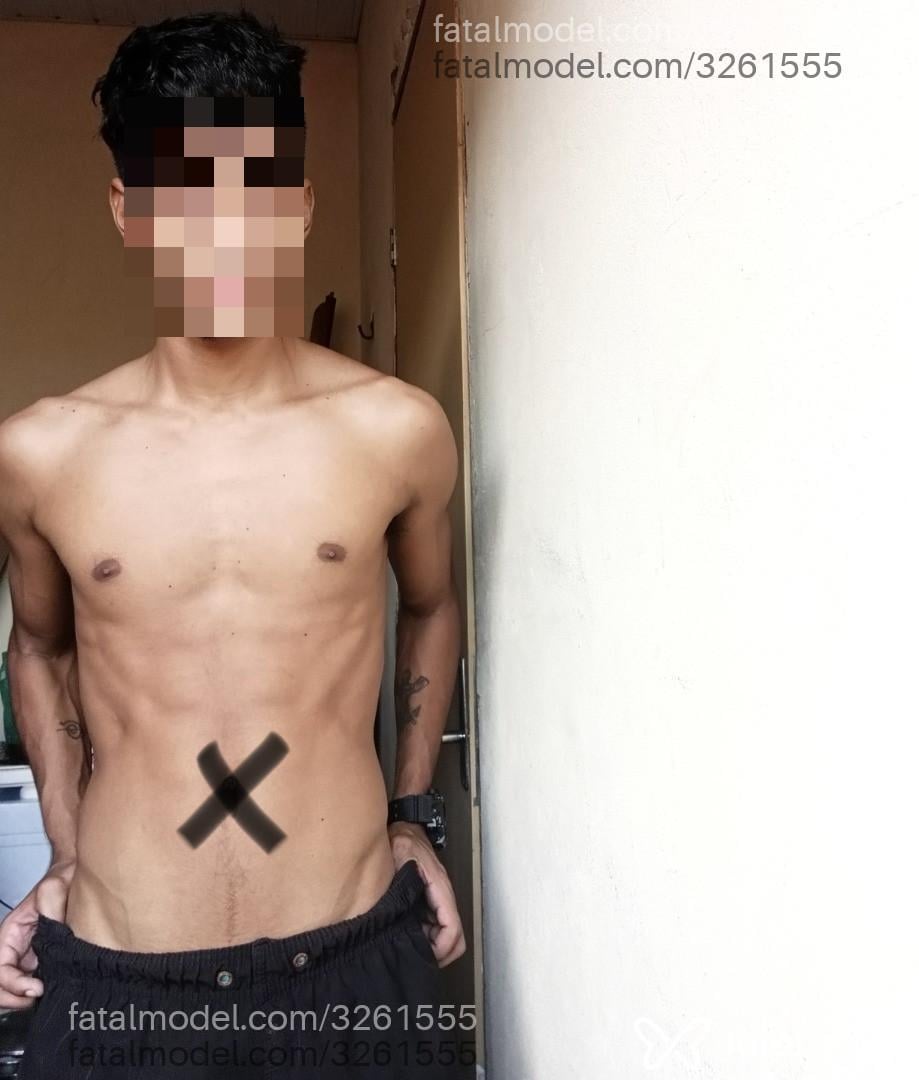 Acompanhante homem morena (o) de olhos pretos - Ninja Acompanhante homem morena (o) de olhos pretos - Ninja
