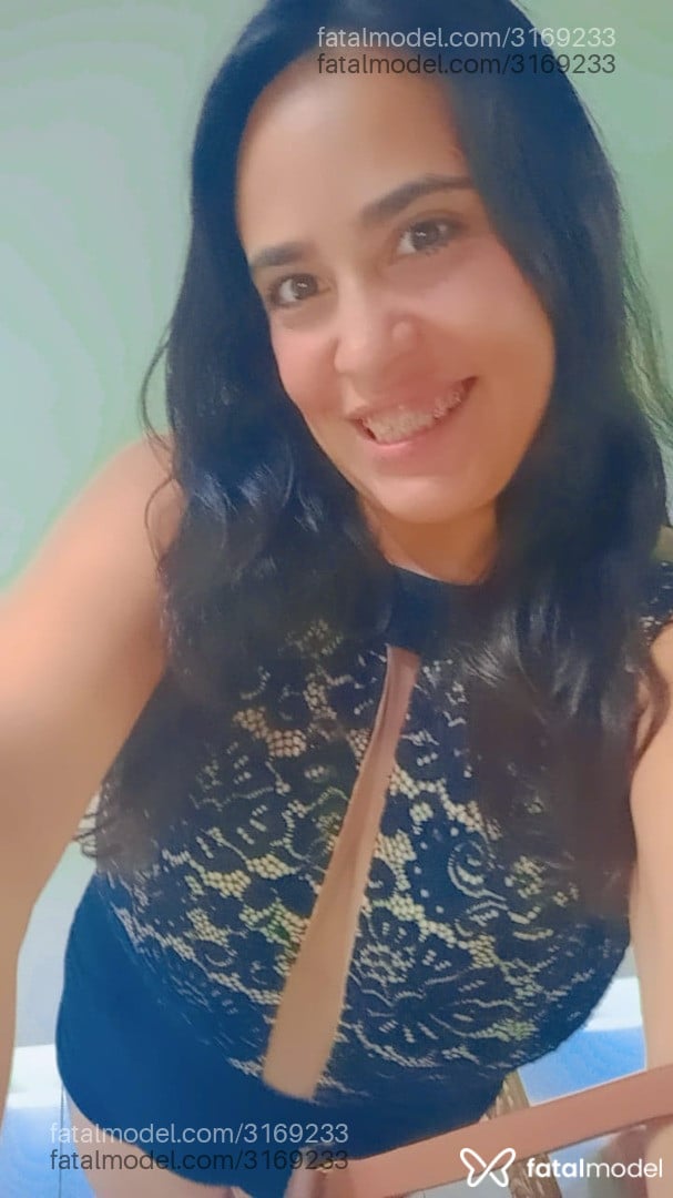 Acompanhante mulher morena (o) de olhos pretos em São José - Laly
