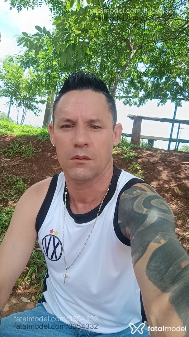 Acompanhante homem morena (o) de olhos mel - Jhonatas