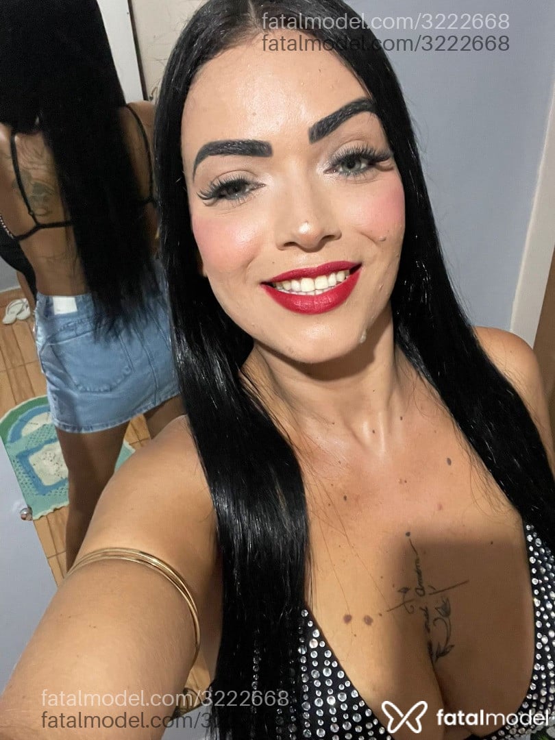 Acompanhante mulher morena (o) de olhos verdes em Novo Progresso - Ana Carolina