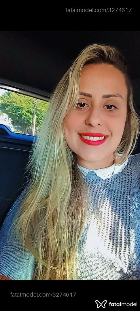 Acompanhante mulher loira (o) de olhos castanhos em Porto Alegre - Carol Encanto