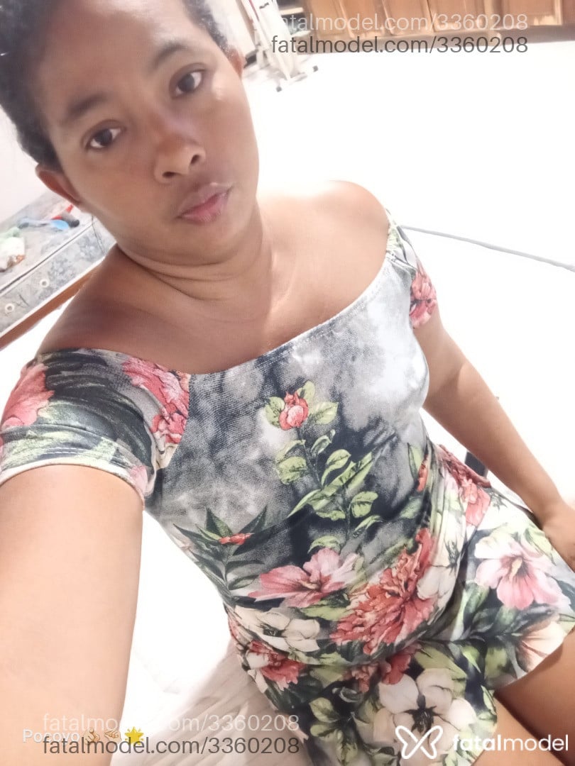 Acompanhante mulher morena (o) de olhos pretos - Fabyaninha Acompanhante mulher morena (o) de olhos pretos - Fabyaninha