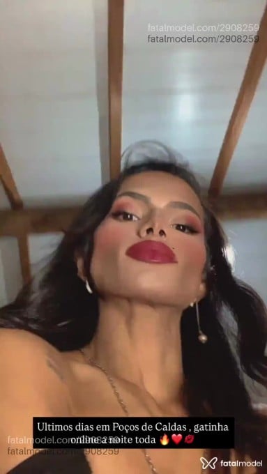 Acompanhante mulher trans morena (o) de olhos castanhos em Poços de Caldas - Kawany Francos