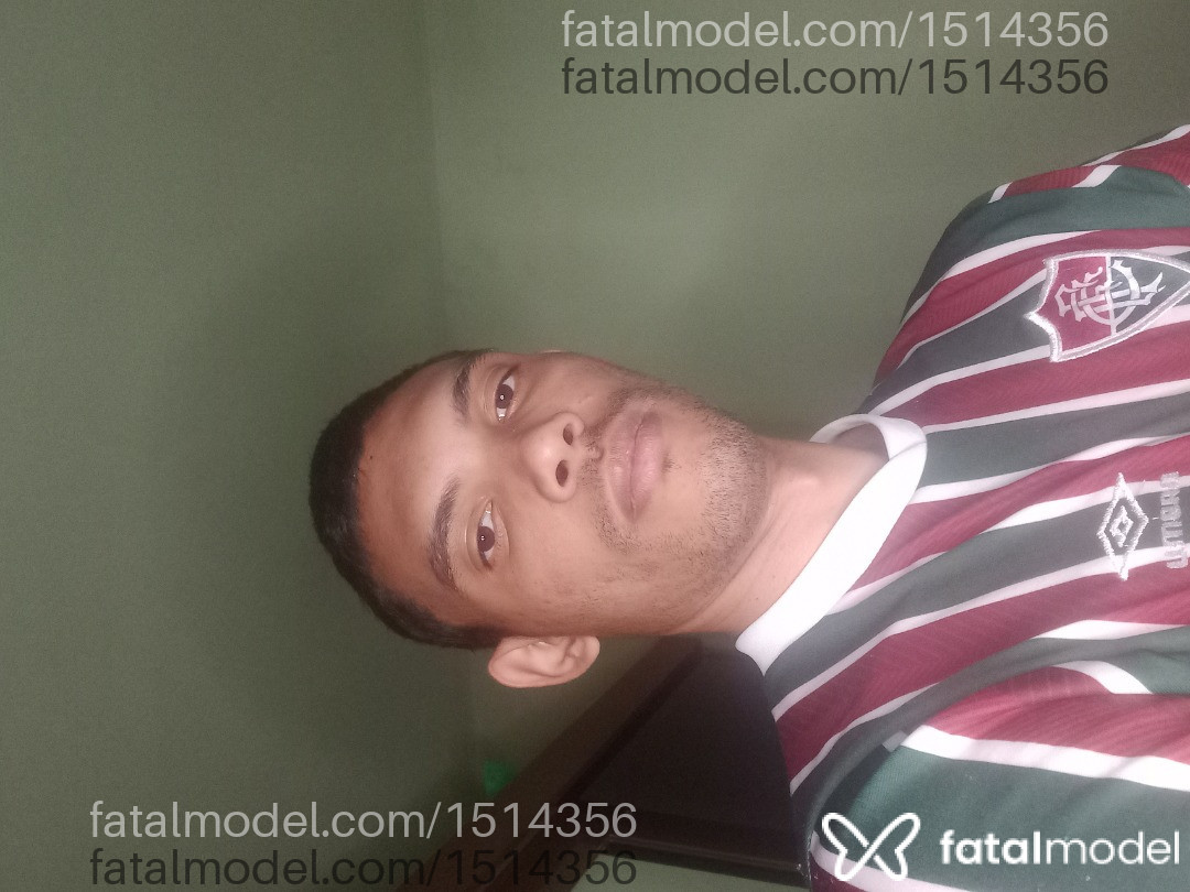 Acompanhante homem morena (o) de olhos castanhos em Barra Mansa - Raio Black