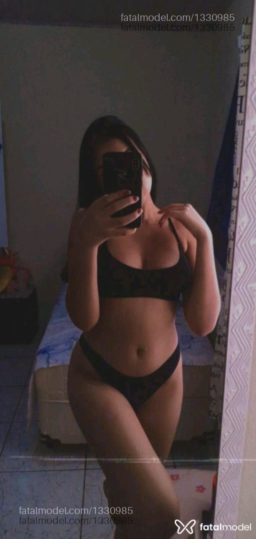 Acompanhante mulher morena (o) de olhos castanhos em Volta Redonda - Aurora