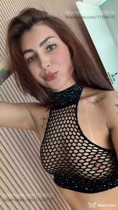 Acompanhante mulher com cabelo castanho de olhos castanhos - Hellen