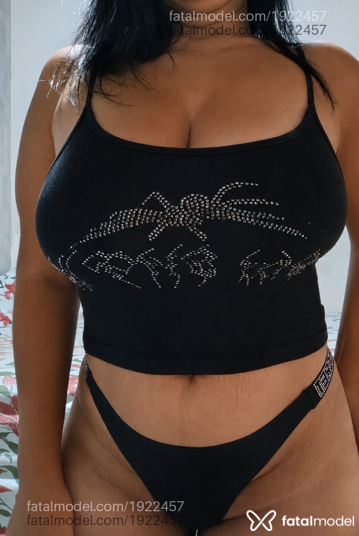 Acompanhante mulher morena (o) de olhos pretos em Valparaíso de Goiás Acompanhante mulher morena (o) de olhos pretos em Valparaíso de Goiás - Flavia Oliveira