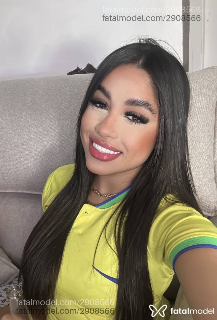 Acompanhante mulher morena (o) de olhos castanhos em Uberlândia - Ana Julia