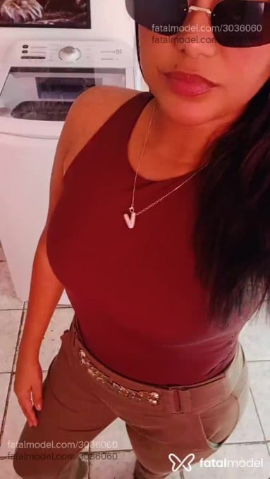 Acompanhante mulher morena (o) de olhos pretos em Goiânia - Maitê Lorane