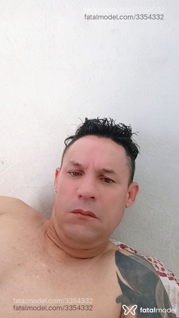 Acompanhante homem morena (o) de olhos mel - Jhonatas