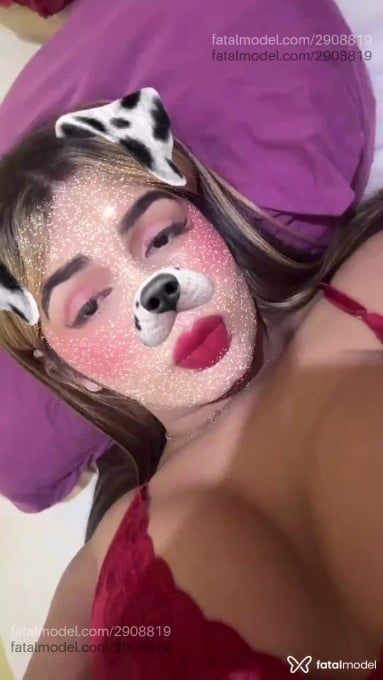 Acompanhante mulher trans com cabelo castanho de olhos pretos em Porto Velho - Rafaela Sanchez