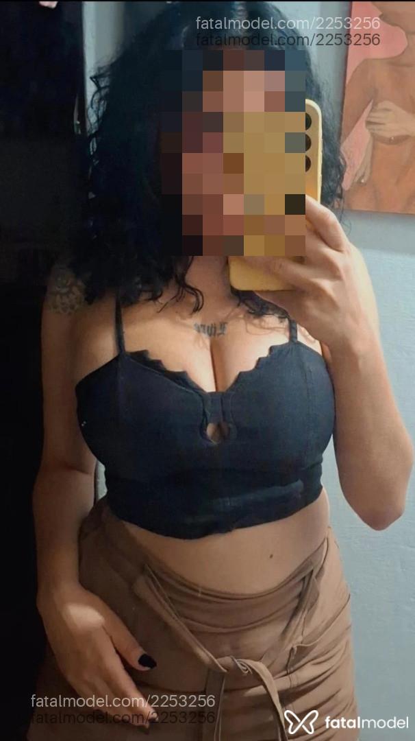 Acompanhante mulher morena (o) de olhos mel em Presidente Prudente - Flora