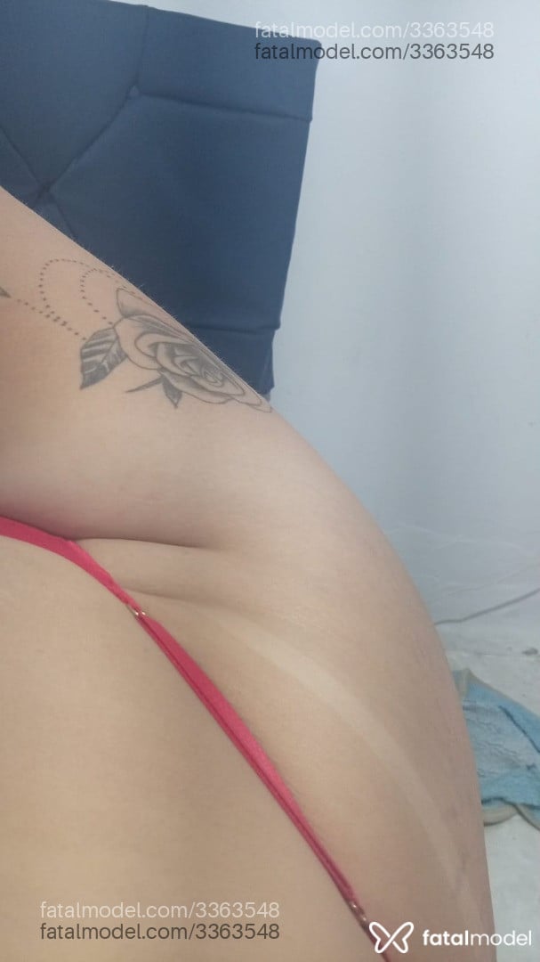 Acompanhante mulher com cabelo castanho de olhos castanhos em Saquarema - Chelinha