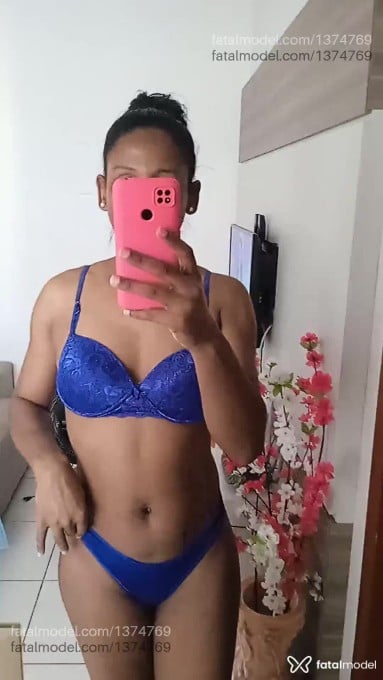 Acompanhante mulher morena (o) de olhos castanhos em Brusque - Yasmim