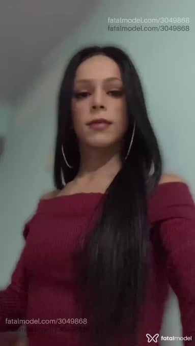Acompanhante mulher trans com cabelo castanho de olhos castanhos em São José Acompanhante mulher trans com cabelo castanho de olhos castanhos em São José - Lia Reis