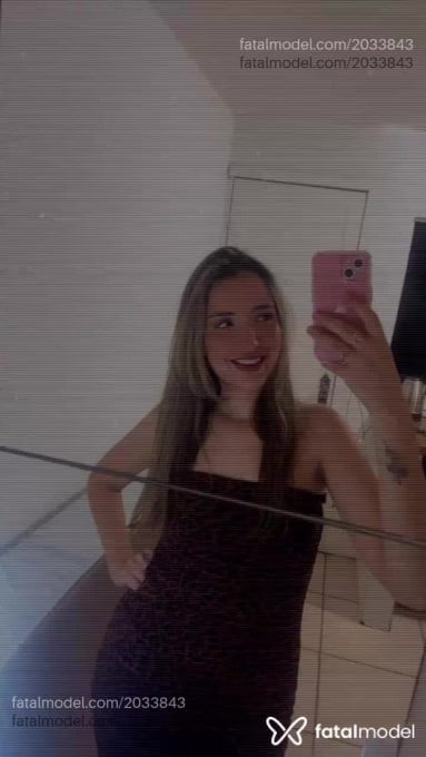 Acompanhante mulher loira (o) de olhos castanhos em Sete Lagoas - Lua
