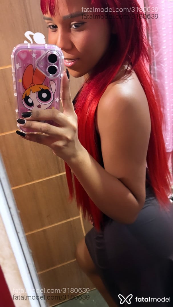 Acompanhante mulher trans ruiva (o) de olhos castanhos em Recife - Jade