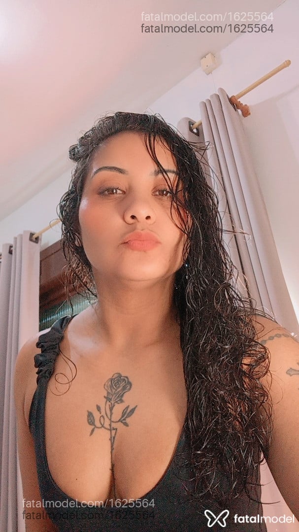 Acompanhante mulher morena (o) de olhos castanhos em Rio Grande - Agatha Castro