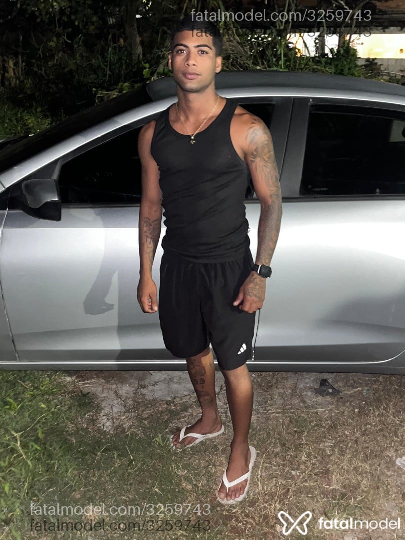 Acompanhante homem morena (o) de olhos castanhos em Rio de Janeiro - Israel Oliveira