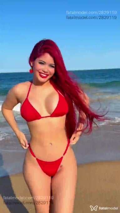 Acompanhante mulher ruiva (o) de olhos castanhos em Vila Velha - Moranguete