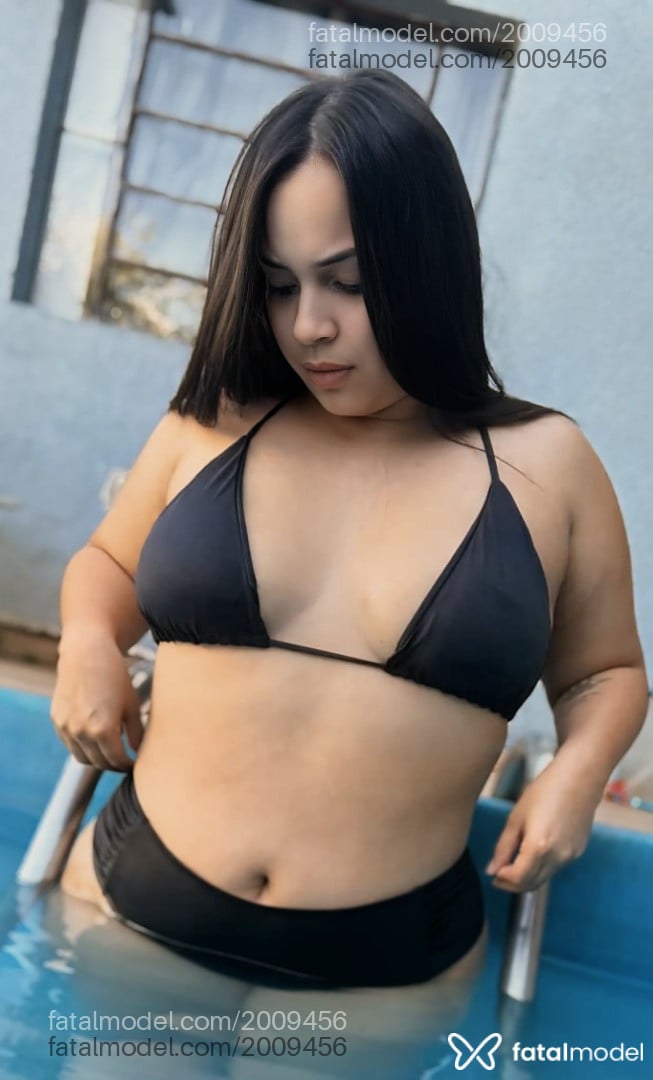 Acompanhante mulher morena (o) de olhos pretos em Maravilha - Isis