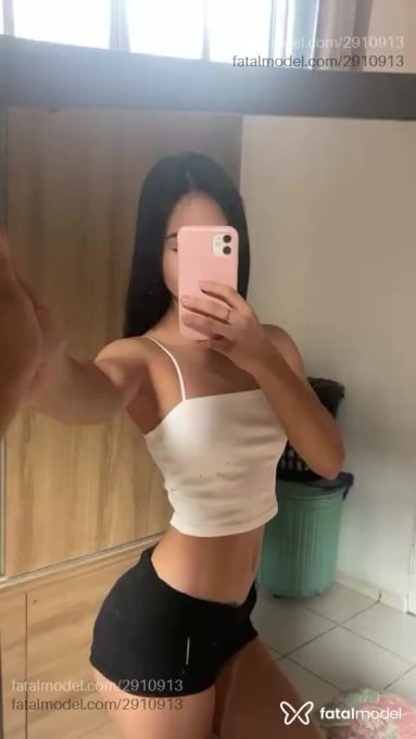 Acompanhante mulher morena (o) de olhos verdes em Manaus - Aurora Beatriz