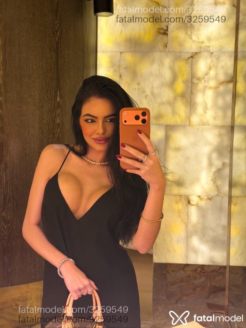 Acompanhante mulher morena (o) de olhos castanhos em Sinop Acompanhante mulher morena (o) de olhos castanhos em Sinop - Sofia Andrade