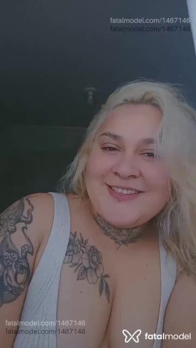 Acompanhante mulher loira (o) de olhos castanhos em Imbituba Acompanhante mulher loira (o) de olhos castanhos em Imbituba - Helena Lucero