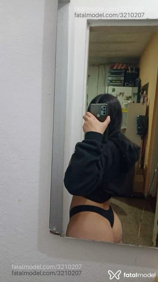 Acompanhante mulher morena (o) de olhos pretos - Anonima Acompanhante mulher morena (o) de olhos pretos - Anonima