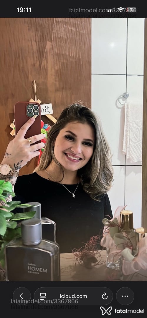 Acompanhante mulher com cabelo castanho de olhos castanhos em Cunha - Tamires