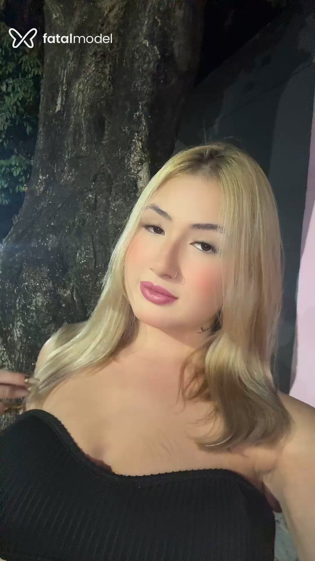 Acompanhante mulher loira (o) de olhos mel em Ribeirão Preto Acompanhante mulher loira (o) de olhos mel em Ribeirão Preto - Camilla Valença
