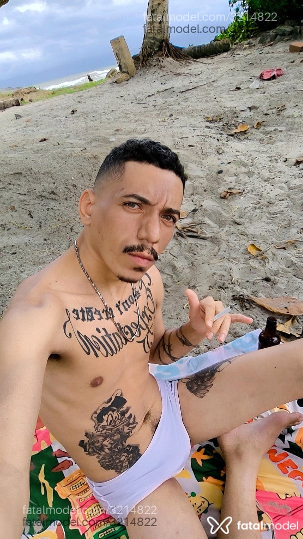 Acompanhante homem morena (o) de olhos verdes em Itabuna - Lucas