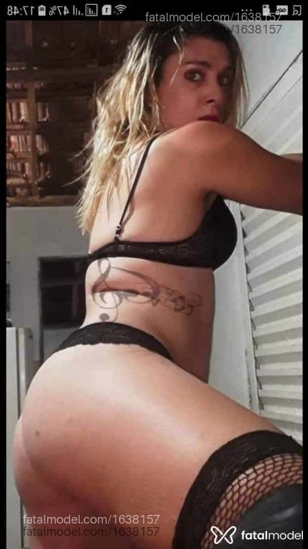 Acompanhante travesti loira (o) de olhos verdes em Delfinópolis - Aquamarine