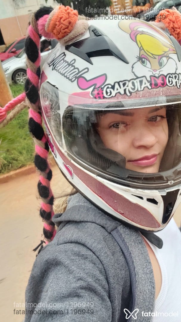 Acompanhante mulher loira (o) de olhos azuis em Virtual - YSA MODELLO