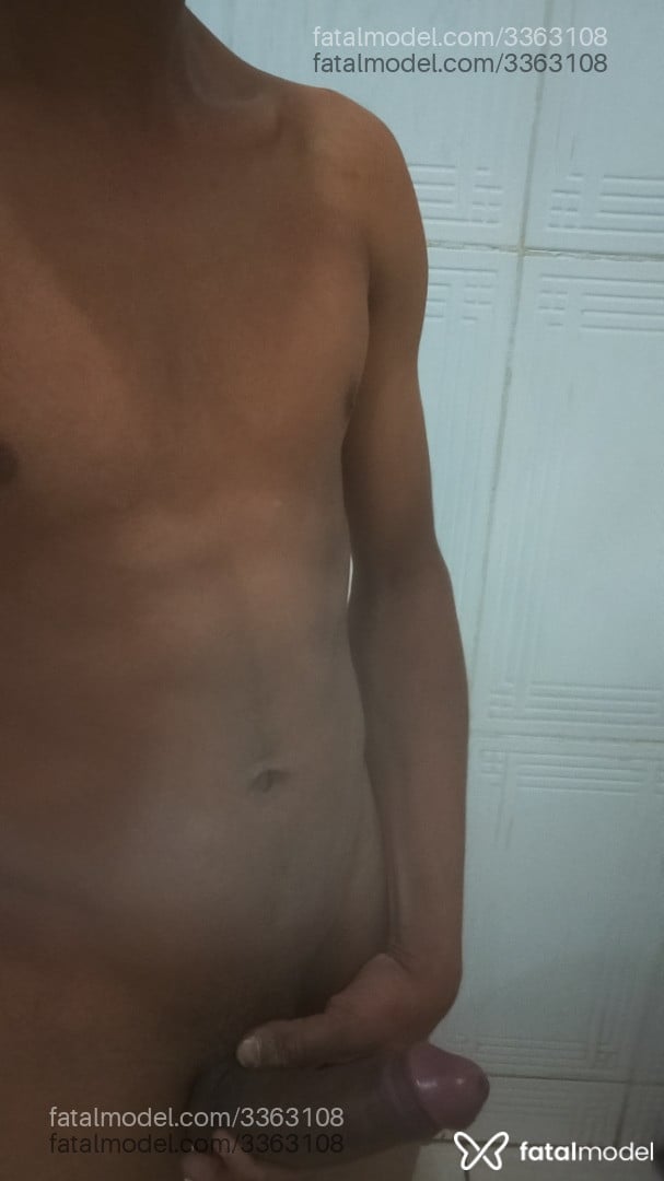 Acompanhante homem com cabelo castanho de olhos pretos em Uberaba Acompanhante homem com cabelo castanho de olhos pretos em Uberaba - Mineiro