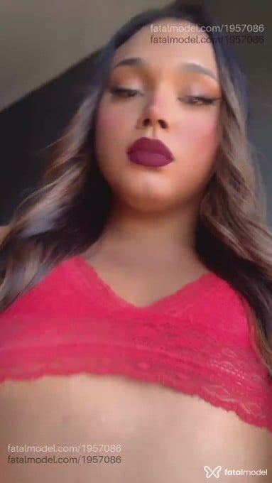 Acompanhante mulher trans morena (o) de olhos castanhos em São José dos Campos Acompanhante mulher trans morena (o) de olhos castanhos em São José dos Campos - Dafne vitoria