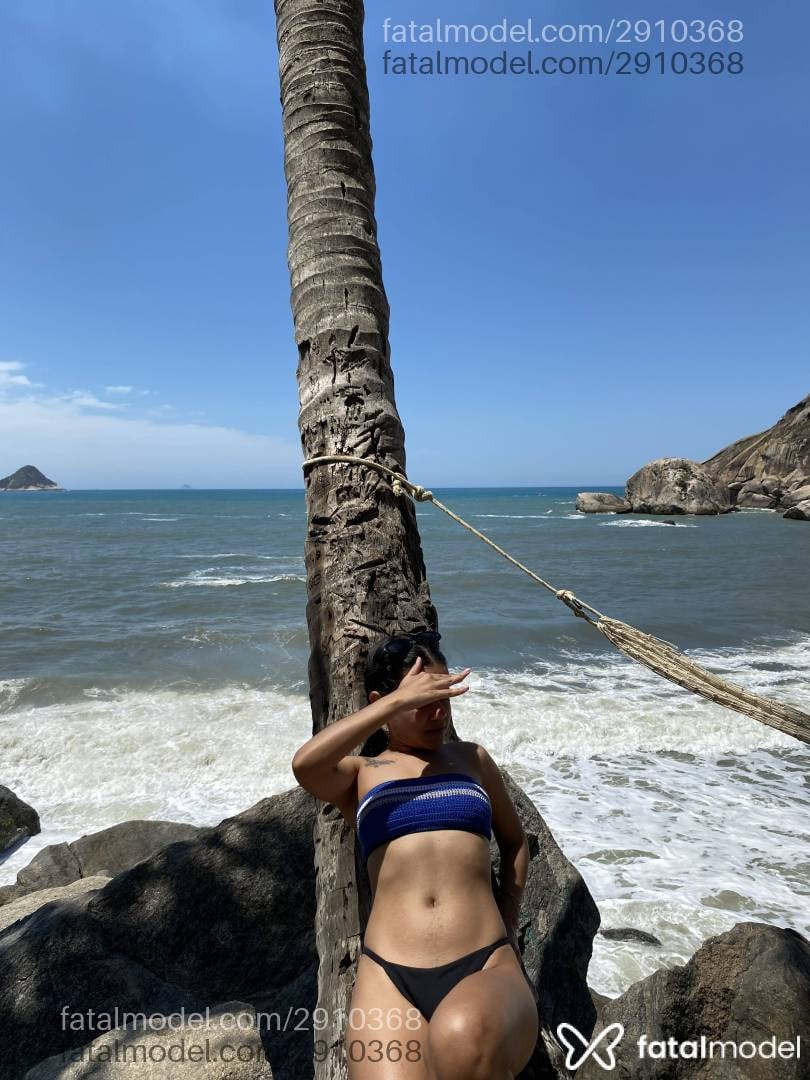 Acompanhante mulher morena (o) de olhos castanhos - Angela Lee