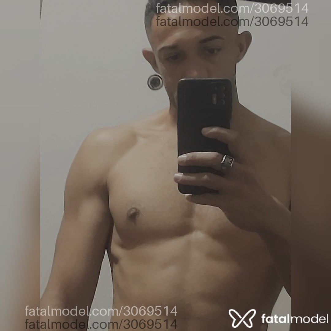 Acompanhante homem morena (o) de olhos pretos em Caldas Novas - Danilo