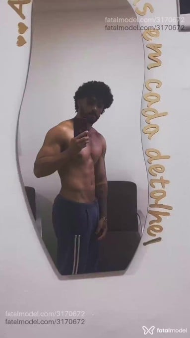 Acompanhante homem morena (o) de olhos mel em São Paulo - Personall