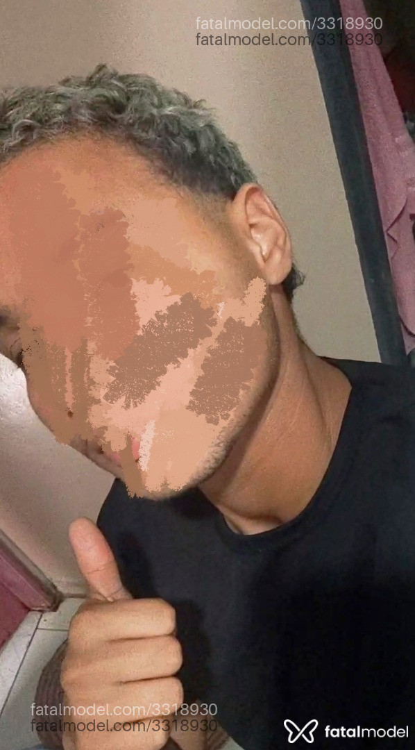 Acompanhante homem loira (o) de olhos mel em Macapá Acompanhante homem loira (o) de olhos mel em Macapá - Dutra