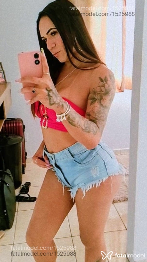 Acompanhante travesti com cabelo castanho de olhos pretos em Bauru - Nathally Oliveira