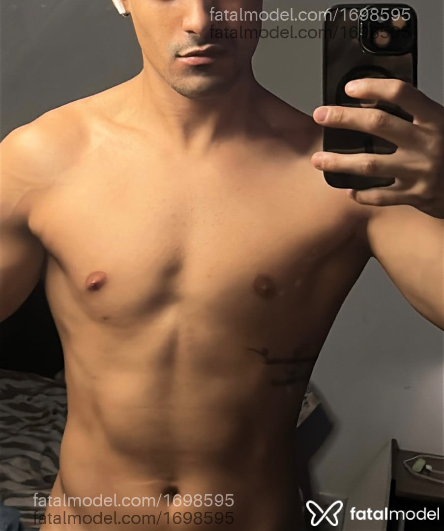Acompanhante homem morena (o) de olhos castanhos em Montes Claros - Guilherme