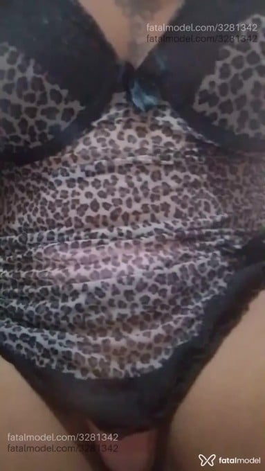 Acompanhante mulher morena (o) de olhos castanhos em Juiz de Fora Acompanhante mulher morena (o) de olhos castanhos em Juiz de Fora - Camilasurfistinha